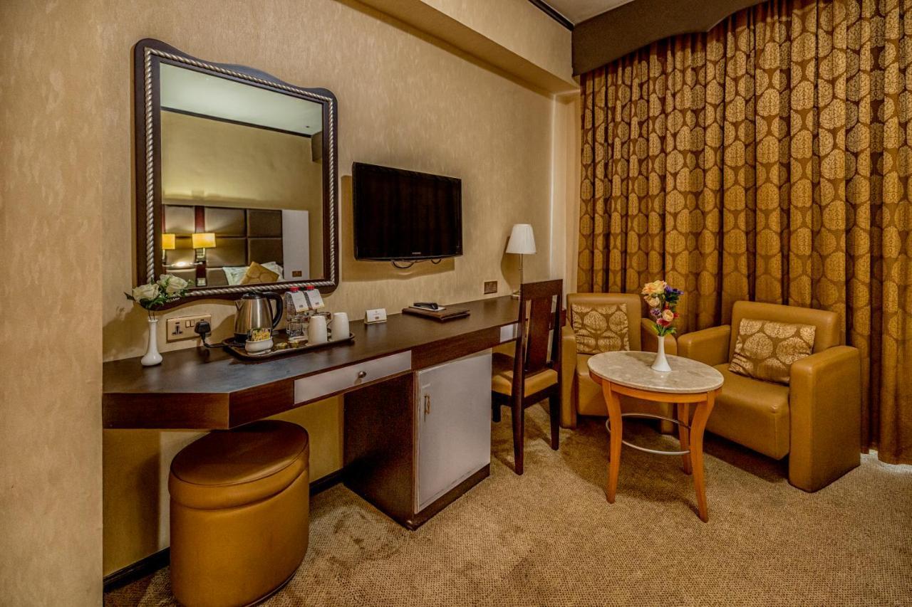 The Park Hotel Formerly Dubai Exterior foto